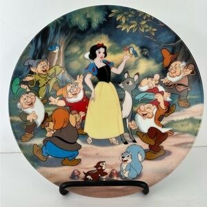 Snow White and the Seven Dwarfs Decorative Plate